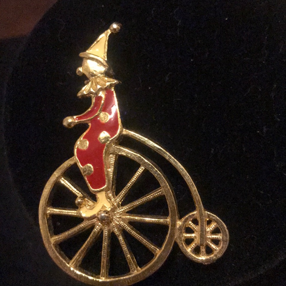 Vintage clown brooch